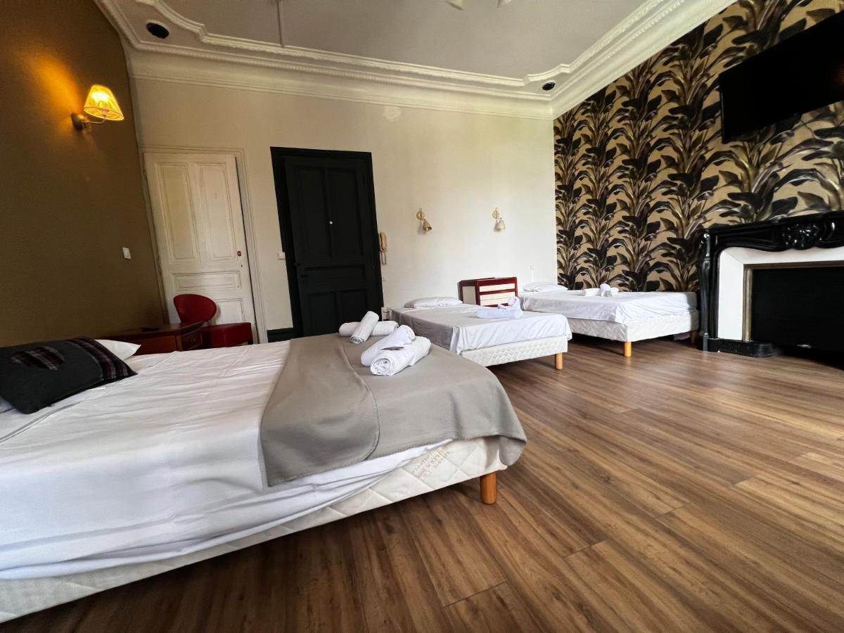 Hotel Savoy Aix-les-Bains Bagian luar foto