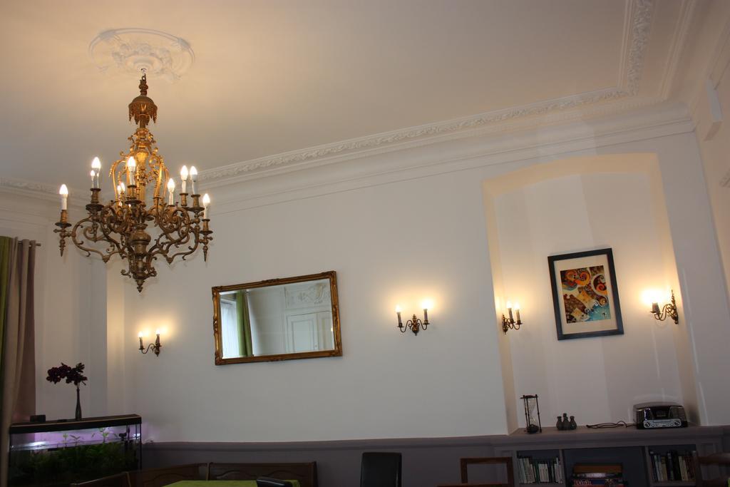 Hotel Savoy Aix-les-Bains Bagian luar foto